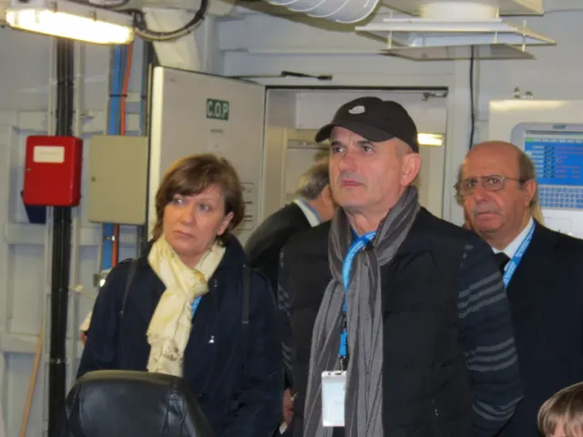 Nave Cavour La Spezia 75