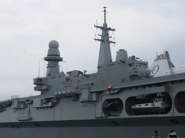 Nave Cavour La Spezia 98