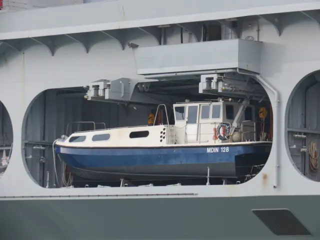 Nave Cavour La Spezia 99